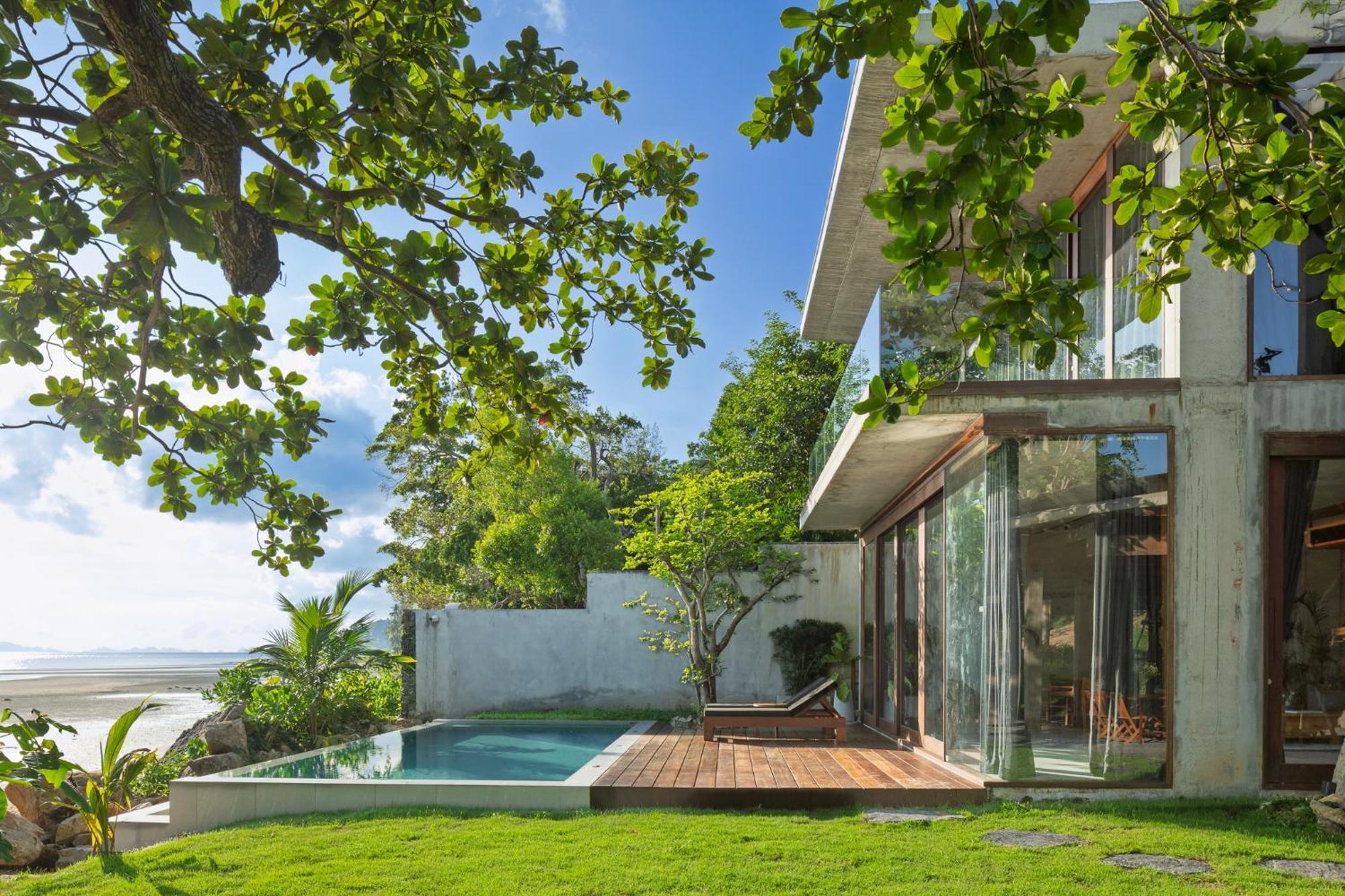 Vows Beachfront Hotel Ban Bang Po